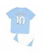Billige Manchester City Jack Grealish #10 Hjemmedraktsett Barn 2023-24 Kortermet (+ Korte bukser)